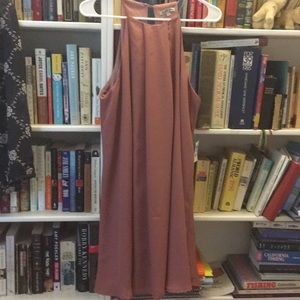 Sleeveless halter dress for wedding